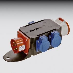 Starkstromverteiler 1 x 400V, 3 x 230V