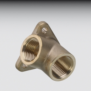 Wanddose Messingwinkel 1/2